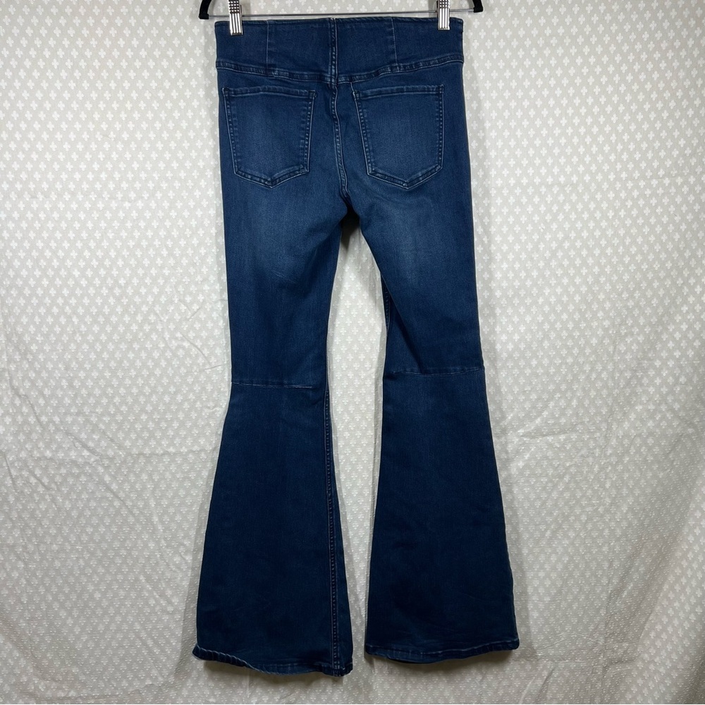 Free People We The Free Dark Wash Penny Pull On Flare Boho‎ Jeans - Picture 4 of 5